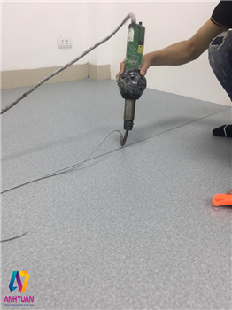 thi-cong-san-vinyl-khang-khuan-benh-vien-tai-ha-noi